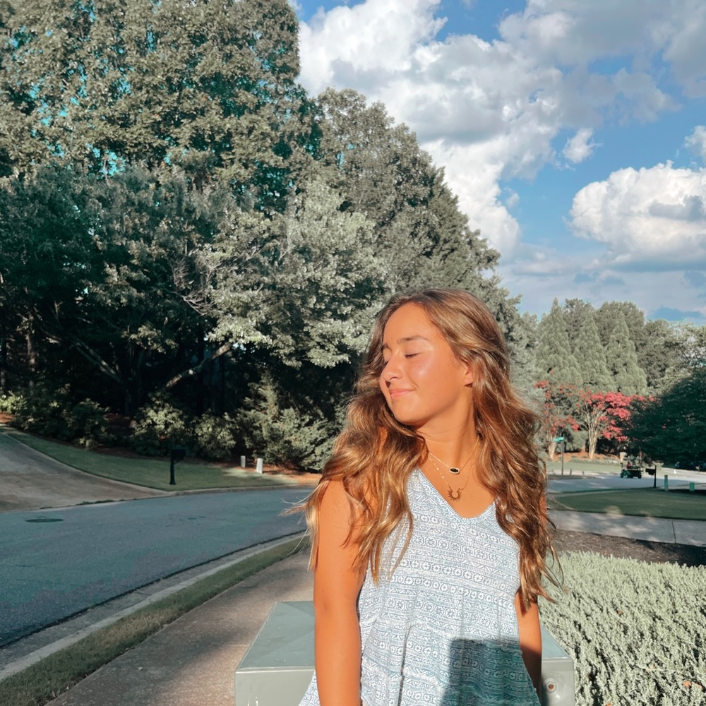 Meet your Posher, Axelle